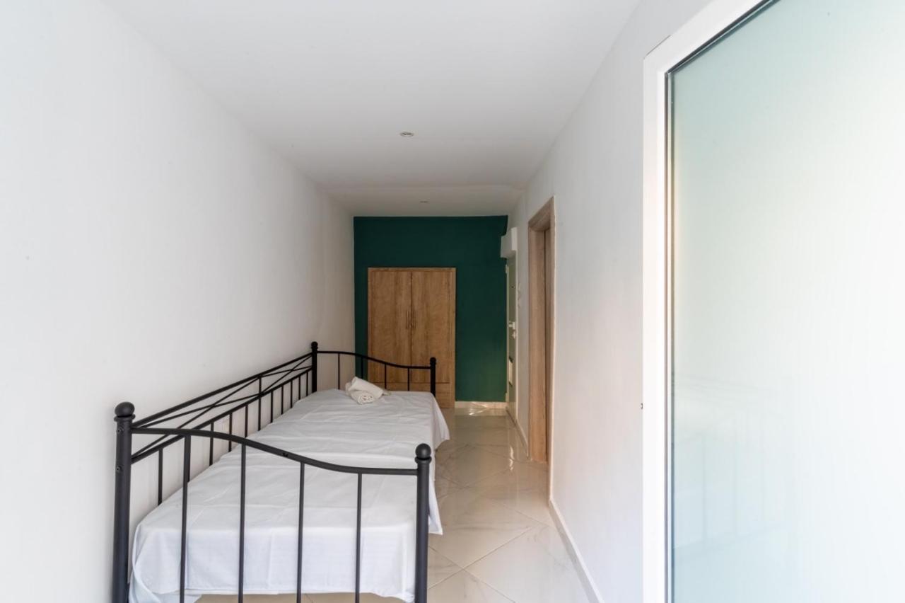 Aiolos Luxury Suite 3 Agios Dimitrios Near Metro Atenas Exterior foto